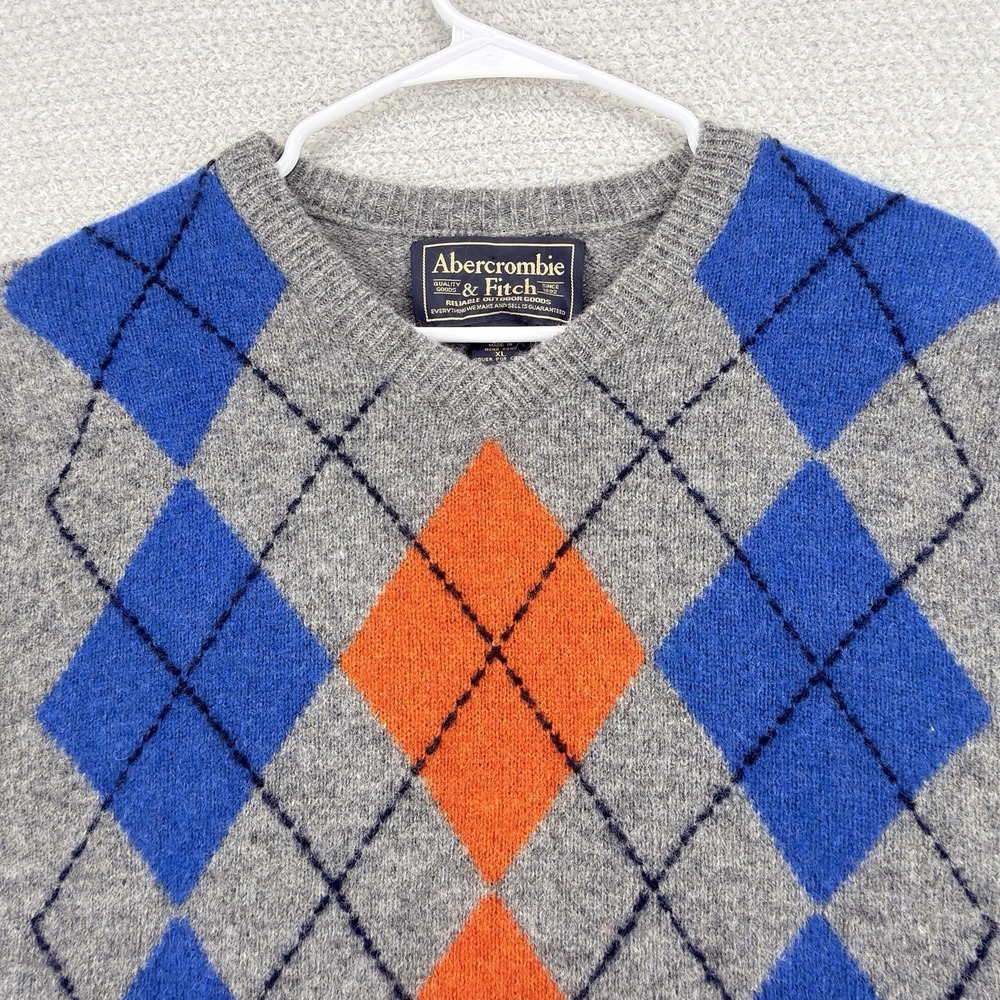 Vintage Abercrombie Fitch Sweater Mens XL Shetland Wool Argyle Gray V-Neck - Picture 2 of 7